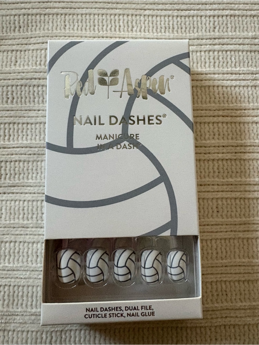 New Red Aspen White & Black Nail Dashes Ace After Ace Manny Manicure Set
